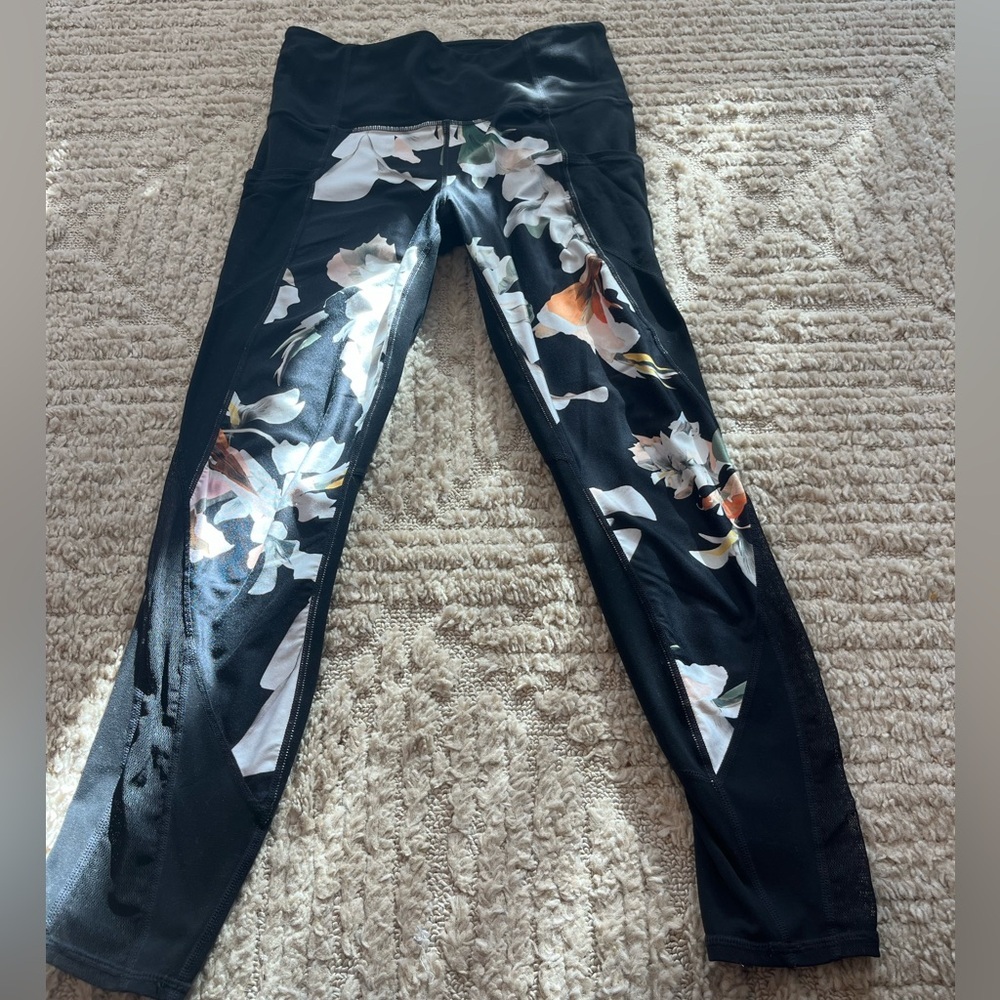 Athleta Blossom Intuition 7/8 Tight Leggings